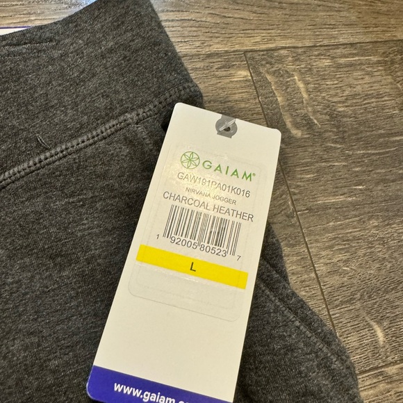 Gaiam Women Nirvana East Fit Joggers SZ LG NWT - Picture 5 of 9
